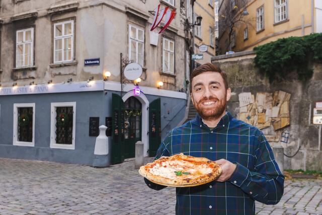 Der Gastronom Vage Yeritsyan hat mit dem „Little Napoli“ eine neue kulinarische Heimat für Fans der neapolitanischen Küche geschaffen. | Foto: Robin Consult