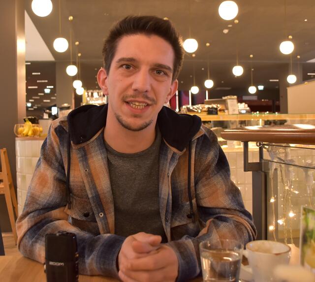 "Ich finde es toll, wenn man Menschen helfen kann. Da wegzuschauen, das wäre schwierig. Ich wäre genauso froh, wenn ich in der Situation wäre. Ich würde es sofort wieder tun", sagt Stefan Ampferer. | Foto: Barbara Fluckinger