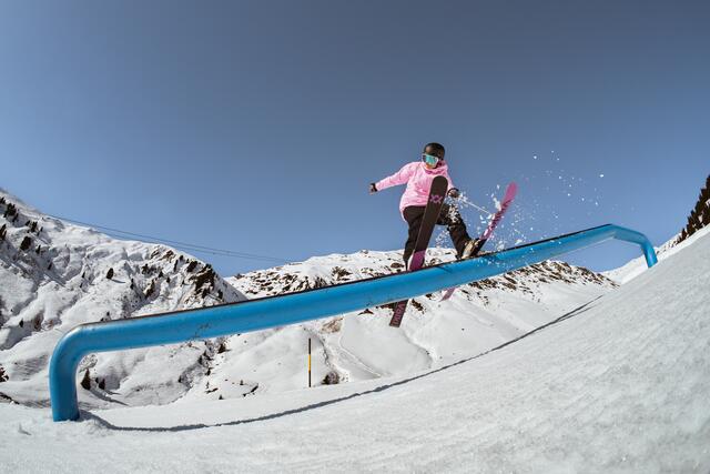 Lara in Action beim Shooting mit ihrem Sponsor ROXY | Foto: Henrieke Ibing
