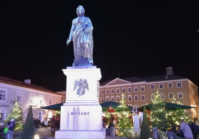 Mozart Statue  | Foto: H. Bachinger