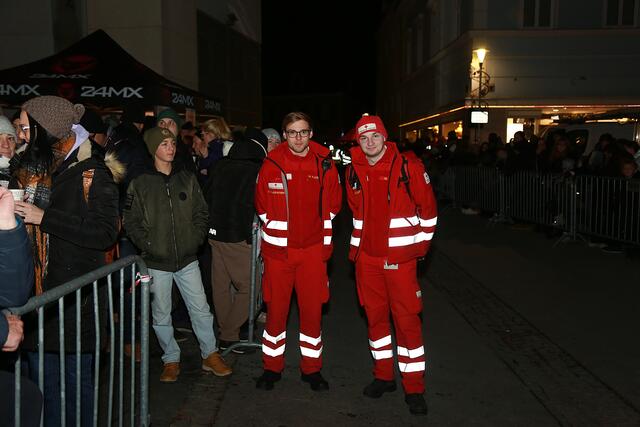 Die Rot Kreuz-Mitarbeiter und -Mitarbeiterinnen hatten alles unter Kontrolle. | Foto: Ritsch