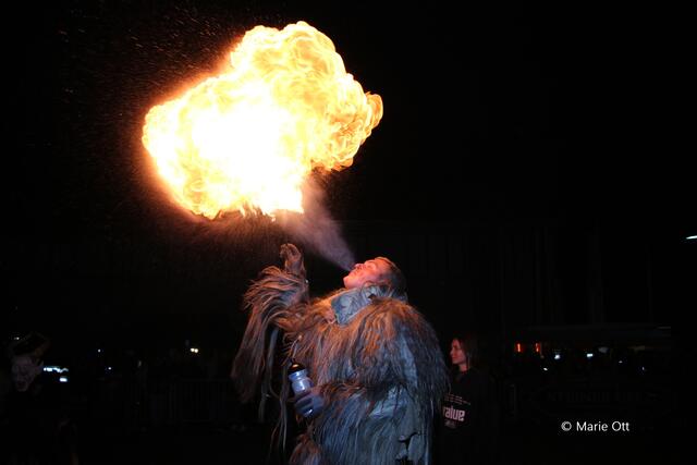 Feuerspucker, Perchtenlauf