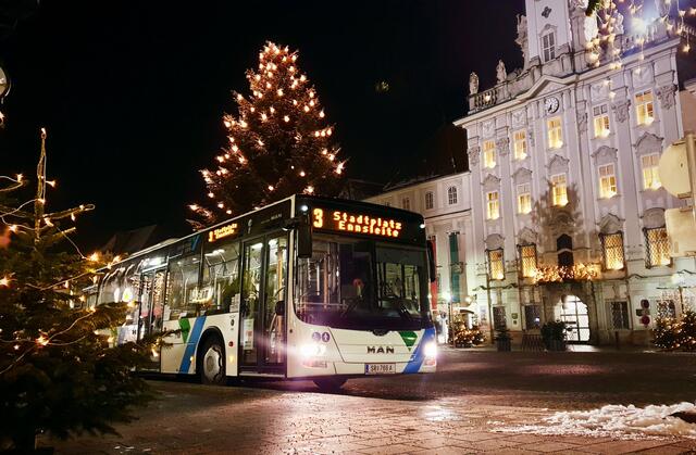 Steyrer Öffis fahren an den Weihnachsts-Einkaufssamstagen für die Kunden öfter. | Foto: SBS Steyr