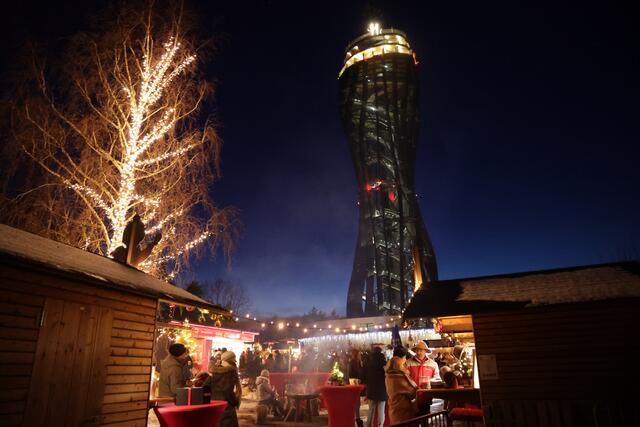 Stimmungsvolle Gemütlichkeit erwartet alle Besucher beim Adventmarkt am Pyramidenkogel.  | Foto: Dietmar Wajand