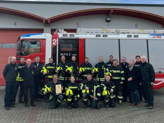Gruppe 2 Gold: HBI Christian Bartl, OBM Gerald Bartl, OFM Tobias Diesner, HLM Ferdinand Gudenus, FM Andrea Hofbauer, LM Alexander Kaltenböck, SB Florian Rosenauer, LM Gerald Schlüter-Polt, OLM Mathias Waltenberger und LM Horst Winkler
