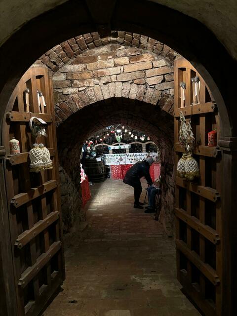 Stimmungsvoll waren die Keller in der Anton Zickl Gasse dekoriert. | Foto: Renate Knorr