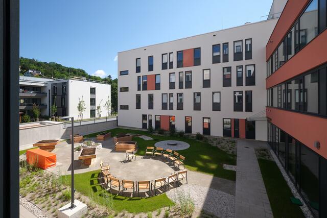 Erst im September dieses Jahres wurde der Neubau des Anton-Proksch-Instituts eröffnet. Jetzt ist die langfristige Zukunft der Suchtklinik ungewiss. | Foto: Florian Albert