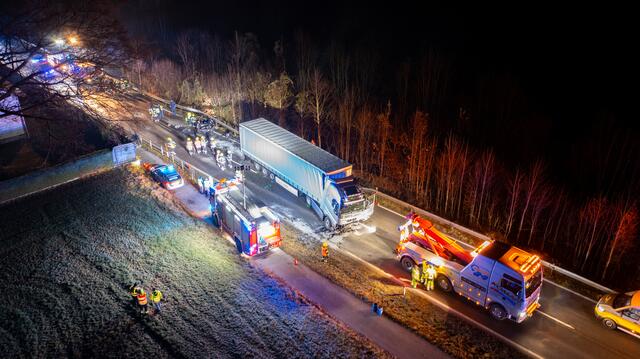 Ein schrecklicher Verkehrsunfall ereignete sich im Gemeindegebiet von Micheldorf. | Foto: fotokerschi/Rauscher