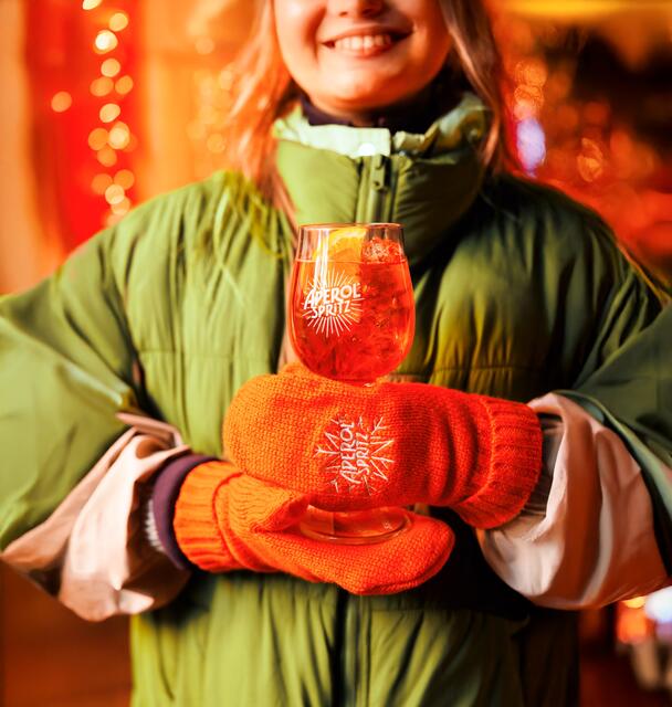 Aperol Spritz kann man auch im Winter genießen. | Foto: Adrian Almasan