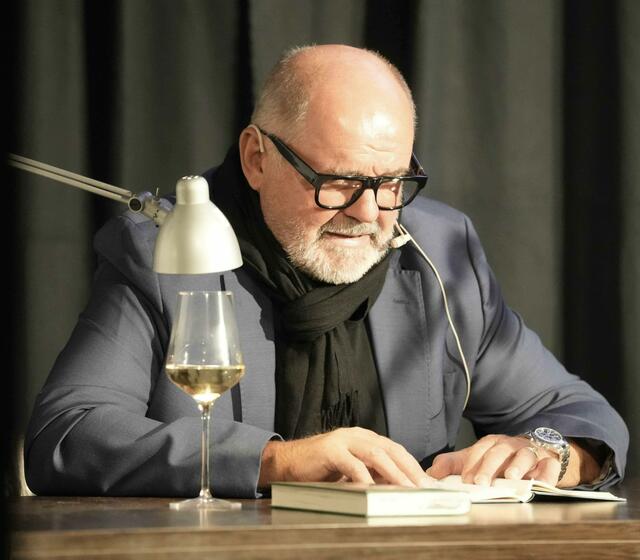 August Schmölzer erweckte sein Buch "Heimat" zum Leben | Foto: Peter Wirth