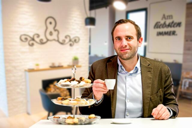 Weihnachtskekse handgemacht aus besten heimischen Zutaten – das verspricht Resch&amp;Frisch-Eigentümer Georg Resch. | Foto: Resch&amp;Frisch