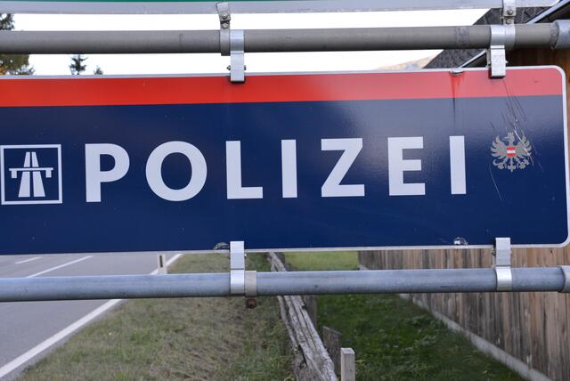 Polizei stoppt Betrug auf Verkaufsplattform (Symbolbild) | Foto: meinbezirk.at/lungau