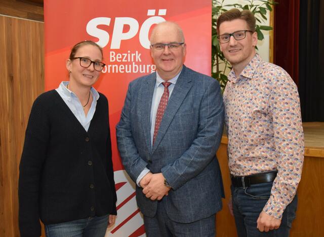 Das Stockerauer Führungstrio Heinz Scheele, Karin Richter und Admir Osmanovic. | Foto: SPÖ, Schingerling