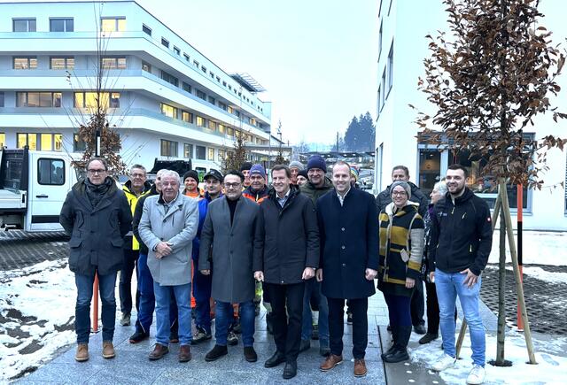 Kleine Feier zum Abschluss des ersten Bauabschnitts für das Masterplan-Projekt "Grünes Band". | Foto: Kogler