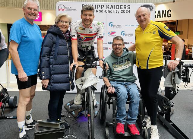 Landtagspräsident Karl Wilfing, Sissy Pröll, Phillipp Kaider, Karl Pfuisi und Erwin Pröll.  | Foto: LT-Direktion Nö / Schultes