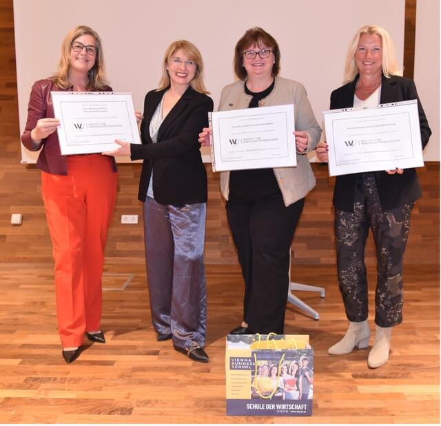 v.l.: Astrid Holzer (Direktorin der VBS Floridsdorf), Bettina Fuhrmann (Vorständin Institut für Wirtschaftspädagogik an der WU Wien), Eveline Grubner (Direktorin der VBS Schönborngasse), Isabella Engelmeier-Wilfling (Direktorin der VBS Mödling). | Foto: VBS