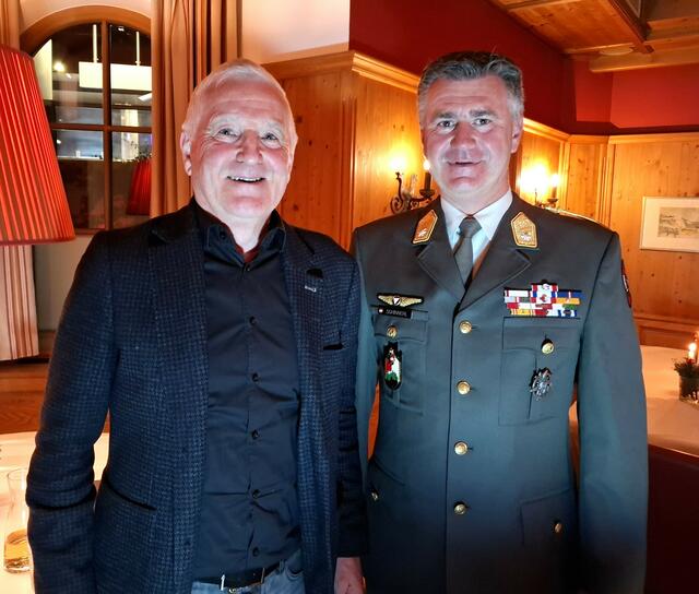 Präsident Georg Mayer und Brigadier Peter Schinnerl.
Foto: Josef Wind