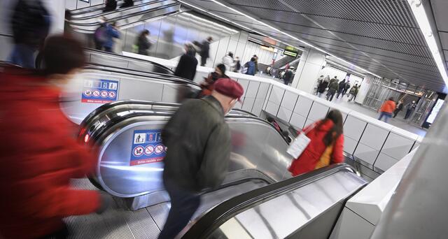 Seit Freitag kann die U1 auch wieder zwischen Schweden- und Reumannplatz verkehren. | Foto: Johannes Zinner/Wiener Linien