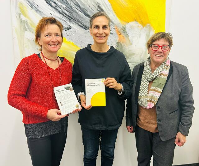 Hannelore Engel, Stefanie Wilhelm mit Bürgermeisterin Josefa Geiger | Foto: Marktgemeinde Sieghartskirchen,