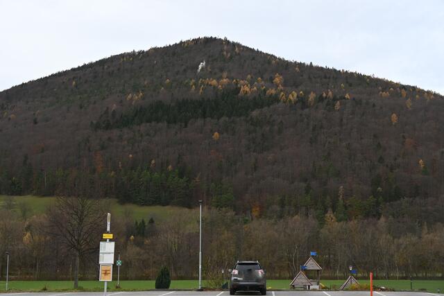 Der Kulmriegel, von hier sieht man auch schon die Burg