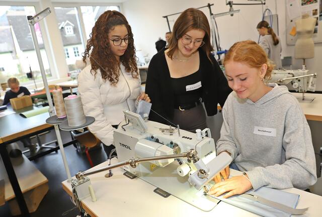 Interessierte aus verschiedensten Schulen nahmen an diesem Workshop-Tag teil. | Foto: Hörmandinger