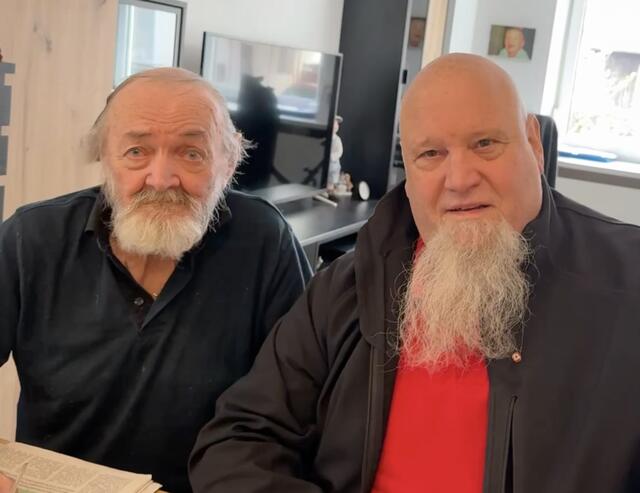 Werner Singer mit Stephan Walch, dem Obmann der Ortsgruppe Landeeck. | Foto: Anni Singer