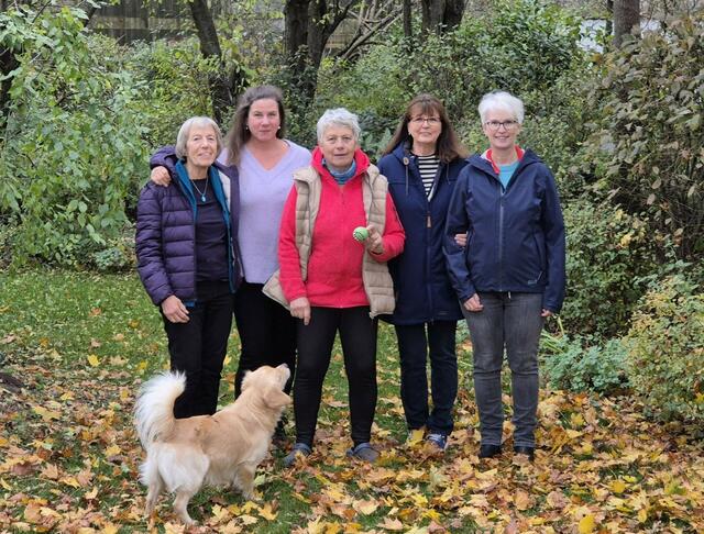 Gundula Neumann, Magdalena Garnitschnig-Picker, Jacqueline Fedy, Christine Sommer und Melitta Schütz vom unparteilichen Verein Lebensraum Pannonia.  | Foto: Verein Lebensraum Pannonia