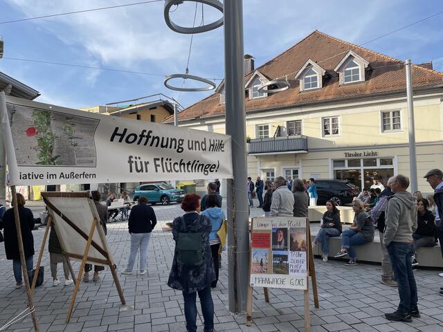 Flüchtlingen helfen, ihnen Hoffnung geben und auf ihre schwierige Situation aufmerksammachen - darum geht es bei den Aktionen. | Foto: Archiv