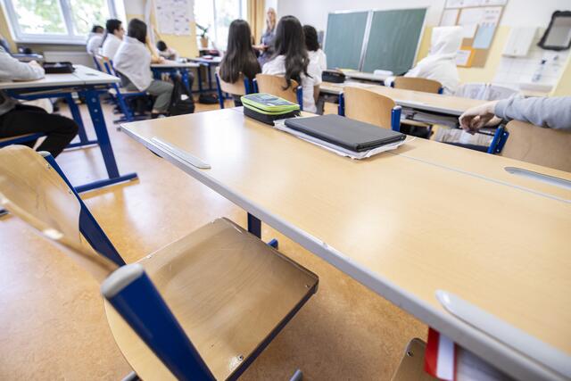 "Der Bedarf an zusätzlichem Schulraum ist nach wie vor hoch", wird Bildungsstadtrat Christoph Wiederkehr (Neos) zitiert. | Foto: Tobias Steinmaurer / picturedesk.com 