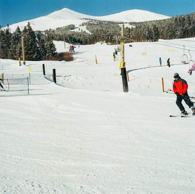 Tiroler Pistenmagie: Skifahren bleibt die unangefochtene Nummer eins unter den Wintersportarten. | Foto: unsplash