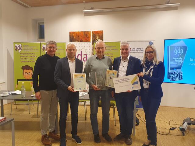 v.l.: Obm.-Stv. Bürgermeister Karl Huber, Vizebürgermeister Lukas Zeilinger (Neustadtl/Donau), Bürgermeister Johann Weingartner (Euratsfeld), Obm. LAbg. Bürgermeister Anton Kasser und Obm.-Stv. Bürgermeisterin Manuela Zebenholzer.
 | Foto: ZVG GDA