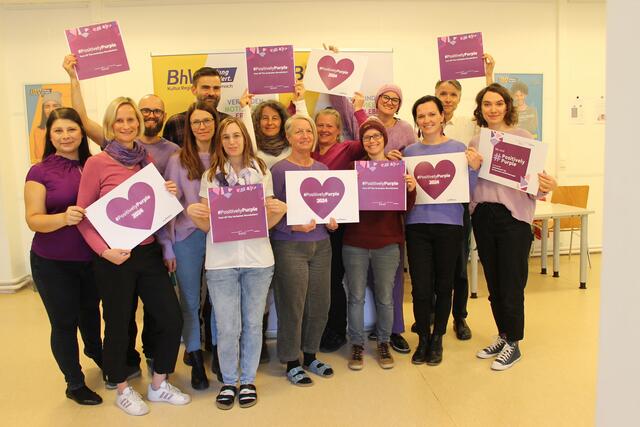 Kampagne für mehr Bewusstsein und Sichtbarkeit. | Foto: #PositivelyPurple
