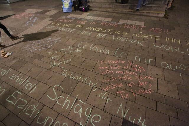 Die Geschichten der Opfer am Urban-Loritz-Platz. | Foto: Tim Steiner
