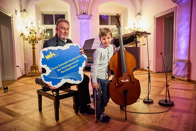 Luka Aleksic und Franz Schmidt von der Musikschule der Marktgemeinde Perchtoldsdorf. | Foto: Franz Gleiß