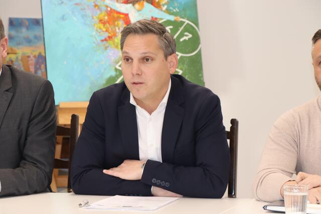 "Es kann nicht anders bezeichnet werden, als ein politischer Skandal", ist Christian Kovacevic überzeugt. | Foto: Nimpf