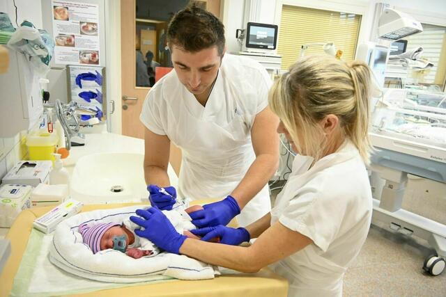 Um schwere Atemwegserkrankungen bei Säuglingen verhindern zu können, gibt es bereits einen Impfstoff gegen RSV. | Foto: KHBB Eisenstadt