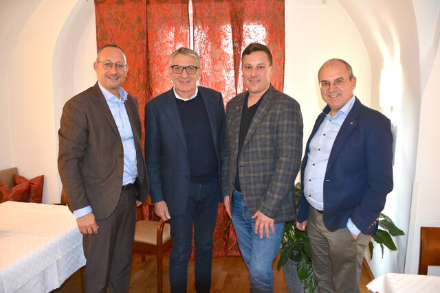 Präsentierten ihre Kernthemen beim Pressegespräch:
Jochen Pack, Josef Herk, Werner Wild und Andreas Schlemmer (v.l.) | Foto: MeinBezirk