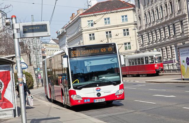 Kurz vor dem ersten Advent gab es einige Störungen bei den Buslinien in Wien. (Symbolfoto) | Foto: Manfred Helmer/Wiener Linien
