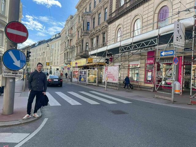 Joachim Zittmayr versucht seit 2019 Tempo 30 in der Hernalser Hauptstraße zu etablieren. | Foto: Philipp Scheiber
