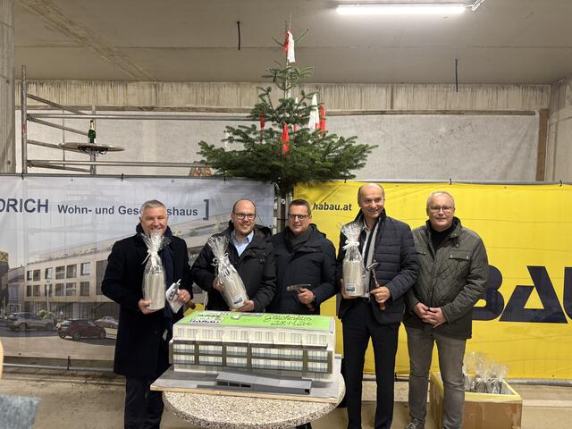 Gleichenfeier Wohn- und Geschäftshaus „Friedrich“ am 28. November.