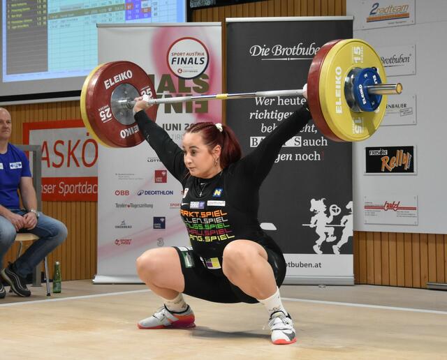 Sarah Fischer (ACU Krems) mit 104 kg im Reißen

Foto: Conny Högg