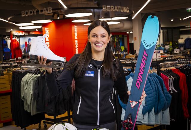 Schon am ersten Tag war im neuen Hervis einiges los. | Foto: Hervis/Werner Krug