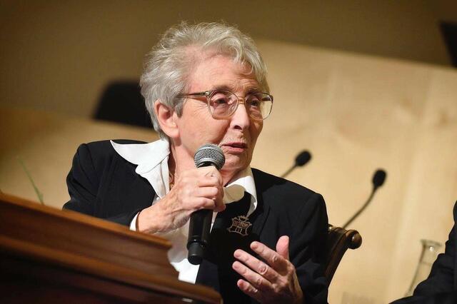 Die Wiener Holocaust-Überlebende Helga Feldner-Busztin ist im Alter von 95 Jahren verstorben. Nach ihrer Befreiung aus Theresienstadt arbeitete sie als Internistin und setzte sich ab den 1990er-Jahren als Zeitzeugin gegen das Vergessen ein. (Archiv) | Foto: Parlamentsdirektion/Johannes Zinner