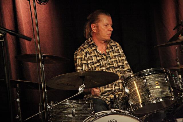 Helfried Grygar steuerte die rhythmische Struktur in der zweiten Programmhälft. 