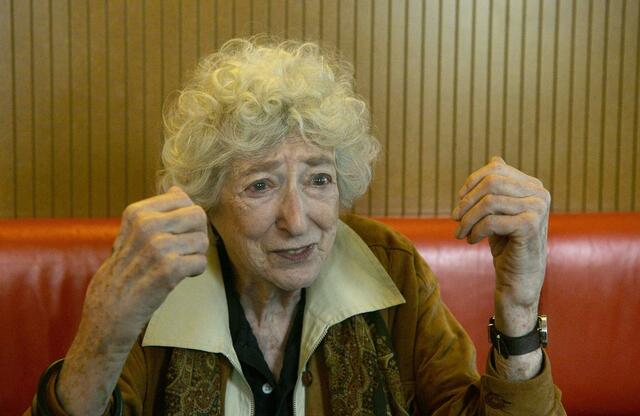 Die am 9. März 1928 geborene Wiener Schriftstellerin, Lore Segal, ist nun im Alter von 96 Jahren im Kreise ihrer Familie in New York verstorben.  | Foto: HERBERT PFARRHOFER / APA / picturedesk.com