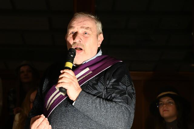 Diakon Manfred Brodinger berichtete aus seiner Kindheit. 