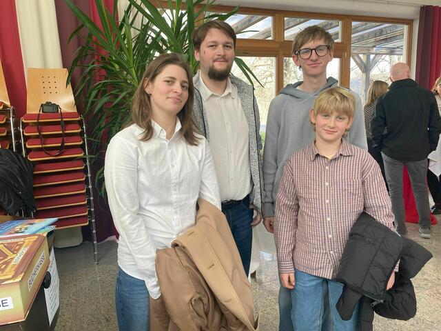 Zahlreiche Familien bevölkerten die Evangelische Kirche am ersten Adventsonntag. | Foto: Anna Maria Kaufmann