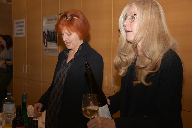 "Jingle Bells – Die unheiligen drei Könige" waren in Waldhausen zu Gast. Veranstalter Kulturverein Waldhausen mit Obfrau Magdalena Eder. | Foto: Robert Zinterhof
