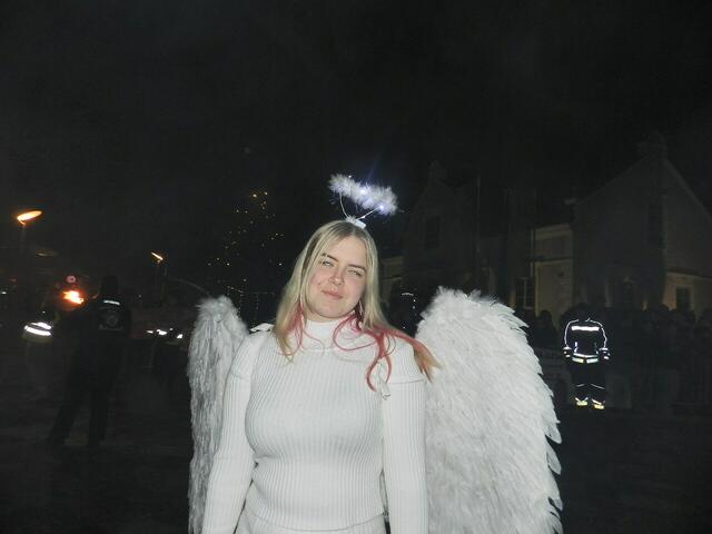 Katrin  Schönfelder war der Engel unter den vielen Krampusen | Foto: Heribert Punz