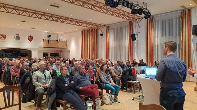 In der Gemeinde Treffen fand ein Vortrag über Energiegemeinschaften statt. | Foto: KEM – KLAR! Region Gegendtal Ossiacher See
